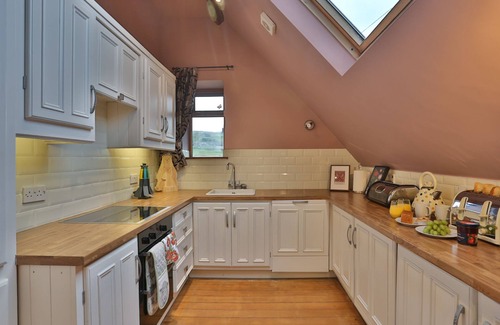 Oxenhope Casa | Stunning Chapel, Haworth Yorkshire Hot Tub for 6, Celebration House Superb Views