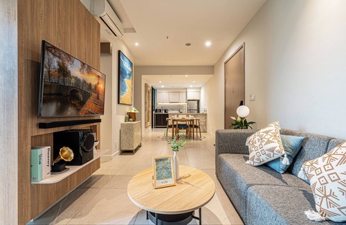 Phuong 1 Apartamento | Stunning City Views from 10 guests at Zenity Aaprtment Dist 1 Free Pool & Gym