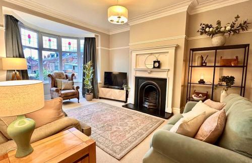 Whitley Bay Casa | Stunning Coastal Retreat Whitley Bay Sleeps 9