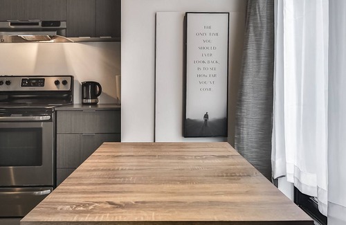Griffintown Casa | Stunning condo in the heart of downtown