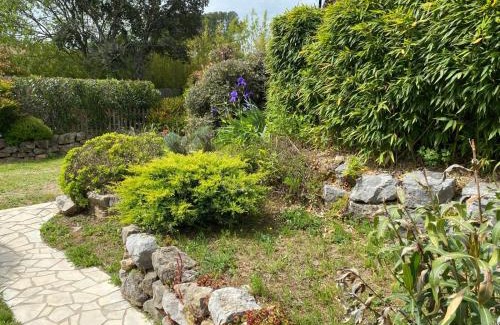 Lorgues Casa | Stunning Cottage with Pool in Provence France
