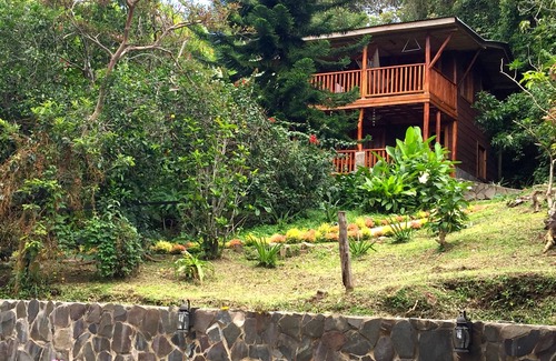 Quebrada Grande Casa | Impresionante casa artesanal en plantación de café con vista exquisita