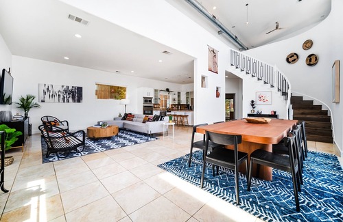 Apache Shores Casa | Stunning Design ~ Lakeside Retreat ~ Family Fun