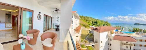 Samana Apartamento | Stunning Bay View Condo, Pool