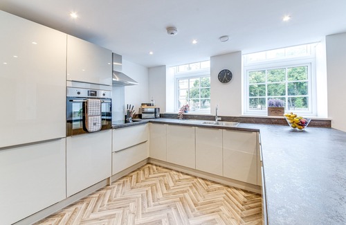 Worksop Casa | Stunning Executive 2 Bedroom House