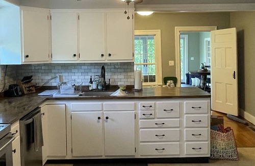 Trumansburg Otro | Stunning Finger Lakes Farmhouse. Conveniently located near Ithaca.