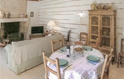 Saint-Antoine-de-Breuilh Casa | Stunning Home In St Antoine De Breuilh