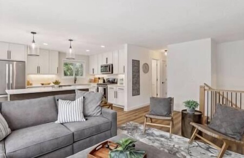 Stillwater Casa | Stunning Fully Renovated Stillwater 4bed/2bath
