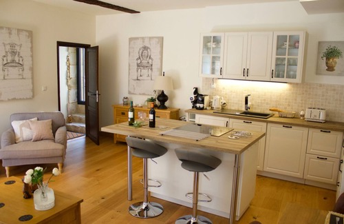 Lalinde Cabaña | Stunning Gite in the Dordogne countryside, 30 minutes from Bergerac