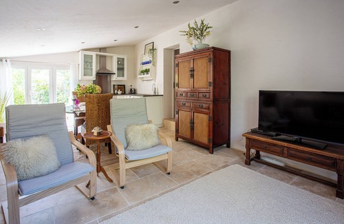 Neffies Apartamento | Stunning Gite with Private Pool and Large Garden