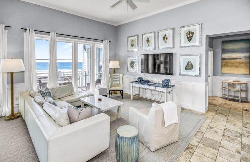 WaterSound Beach Apartamento | STUNNING GULF VIEWS - 3BR WaterSound Condo #426A - Steps to Beach and Pool condo