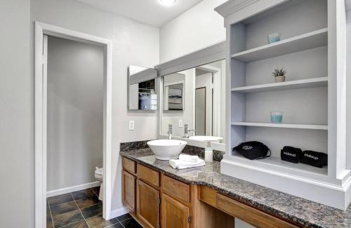 Providence Lakes Casa | Stunning Heated Pool House for 10 in Brandon, FL
