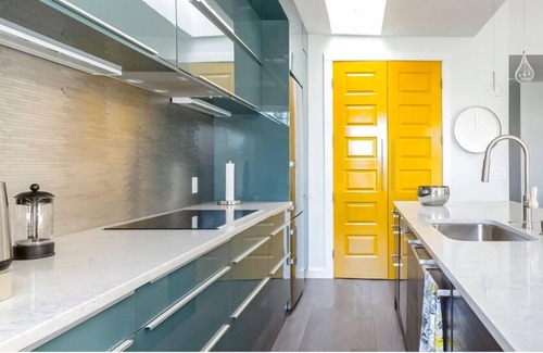 Georgetown Condominio | Impresionante High-End Georgetown Condo