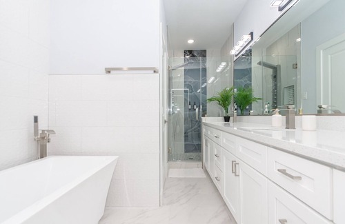 Garden Oaks Casa | Stunning home away from home! Only 15 minutes from Downtown Houston
