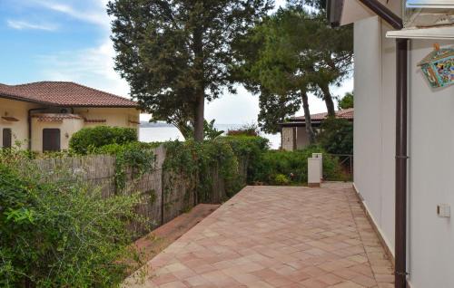 Brucoli Casa | Stunning Home In Augusta With Kitchen