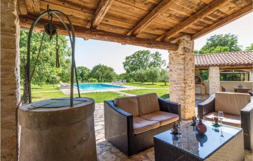 Bicici Casa | Stunning Home In Bicici With Sauna