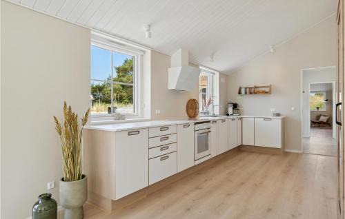 Blavand Casa | Stunning Home In Blåvand With Sauna
