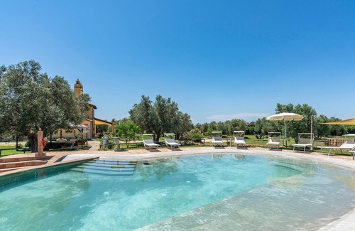 Canino Casa | Stunning Home in Canino VT With 6 Bedrooms, Sauna and Private Swimming Pool