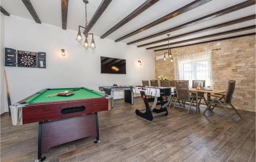 Sibenik Casa | Stunning Home In Dubrava With Sauna