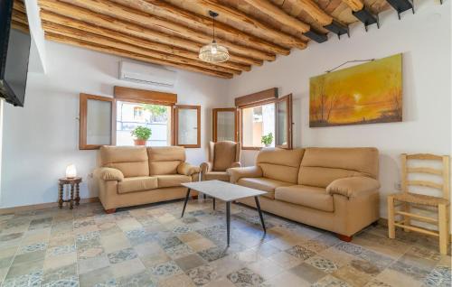 Fuente Vaqueros Casa | Stunning Home In Fuente Vaqueros