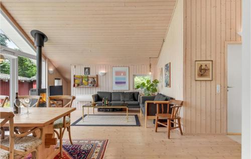 Sjaelborg Casa | Stunning Home In Esbjerg V With Wifi