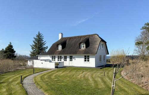 Slette Strand Casa | Stunning Home In Fjerritslev With Sauna