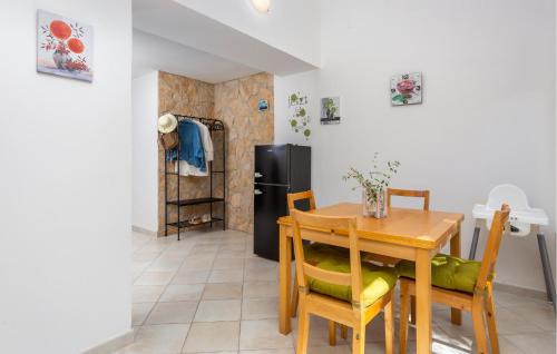 Gabonjin Casa | Stunning Home In Gabonjin With Wifi