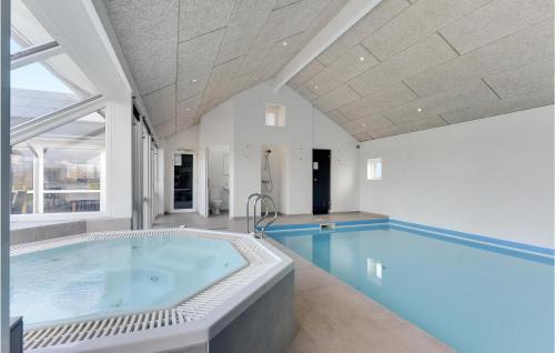 Flovt Strand Casa | Stunning Home In Haderslev With Sauna