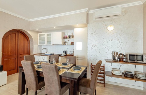 Podi Casa | Impresionante casa en Herceg Novi con.