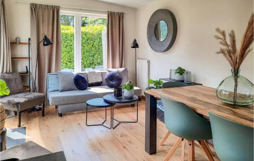 Heinkenszand Casa | Stunning Home In Heinkenszand With Wifi