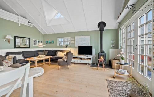 Juelsminde Casa | Stunning Home In Juelsminde With Wifi