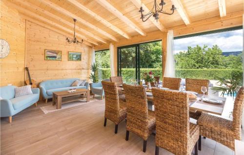 Podbablje Casa | Stunning Home In Kamenmost With Sauna