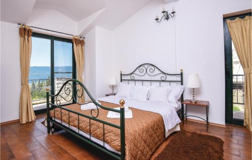 Kremena Casa | Stunning Home In Klek With Jacuzzi