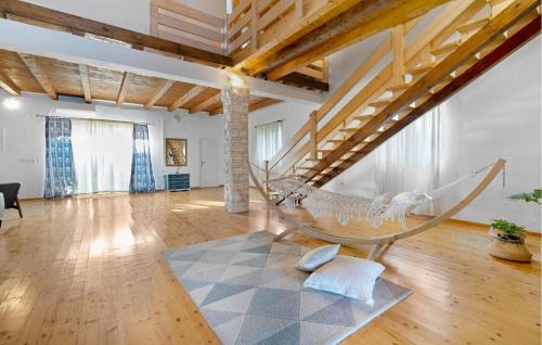 Gradina Casa | Stunning Home In Lozovac