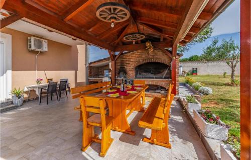 Loborika Casa | Stunning Home In Marcana