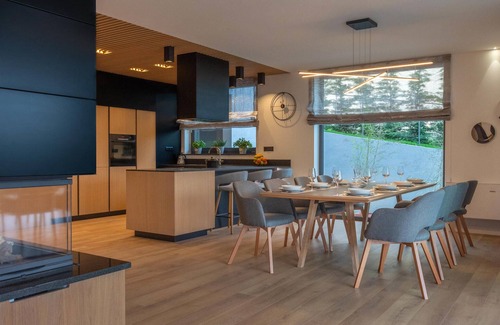 Martinski Casa | Impresionante casa en Nedescina con.