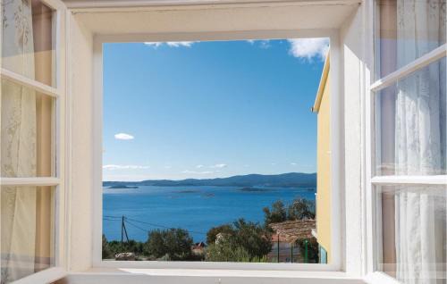 Postup Casa | Stunning Home In Orebic With Kitchen