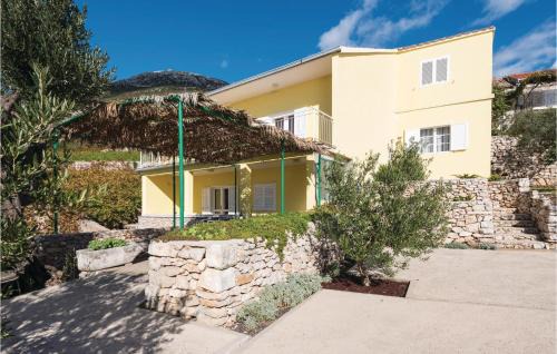 Postup Casa | Stunning Home In Orebic With Kitchen