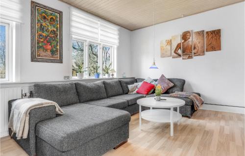 Østermarie Casa | Stunning Home In Østermarie With Wifi