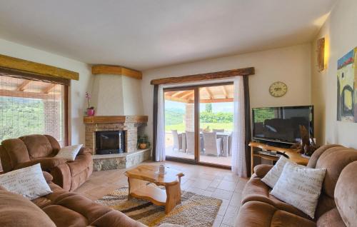 Pazin Casa | Stunning Home In Pazin