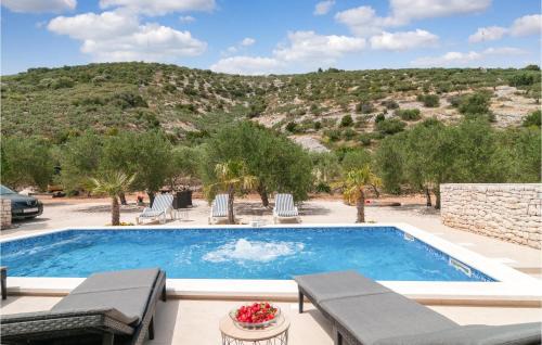 Dol Casa | Stunning Home In Postira