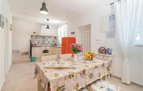 Primosten Casa | Stunning Home In Primosten With Kitchen