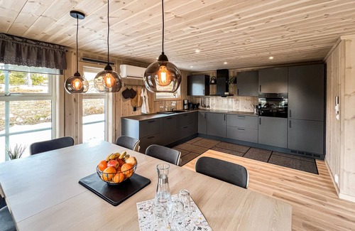 Sjusjoen Casa | Stunning home in Sjusjøen with sauna