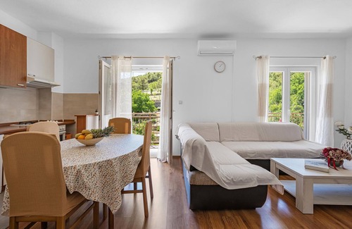 Sibenik Casa | Impresionante casa en Slivno con cocina