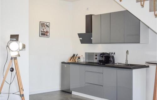 Faszcze Casa | Stunning Home In Stare Sady With Wifi