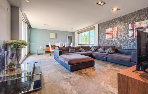 Yecla Casa | Stunning Home In Yecla With Private Swimming Pool, Can Be Inside Or Outside