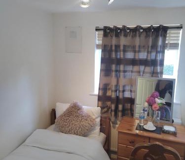 North Woolwich Casa | Stunning home next to Excel, London City Airport and East London University
