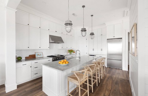 Galveston Casa | Stunning Home Steps from Beach! 5 Bd + 4.5 Baths w/Elevator Beachtown Galveston