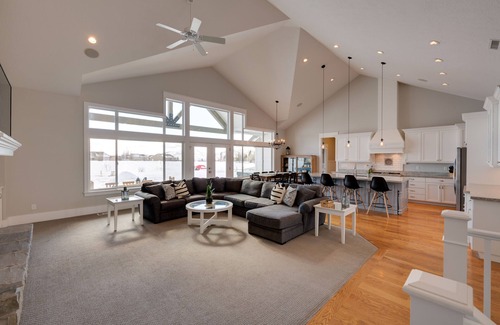 Oakley Casa | Stunning Home w/ Hot Tub ~ 15 Mi to Park City!
