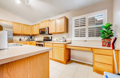 Suncliff Casa | Stunning home with pool, patio, grill, central AC & washer/dryer